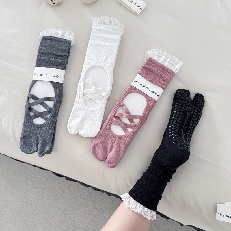 Женские носки для йоги с круже – обзор и цена Yoga Mat